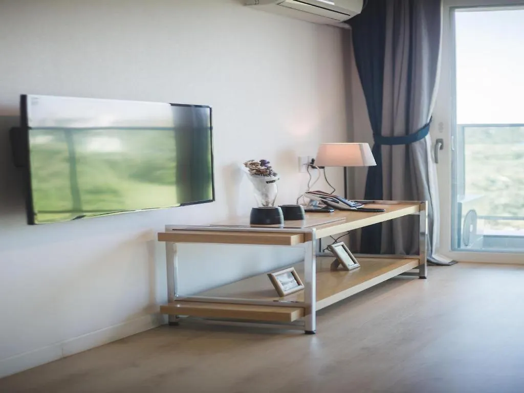 Sallys Jeju Hotel 2*,  Νότια Κορέα