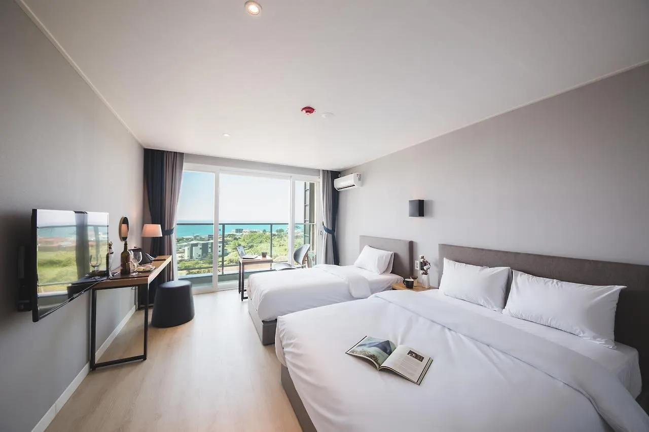 Sallys Jeju Hotel