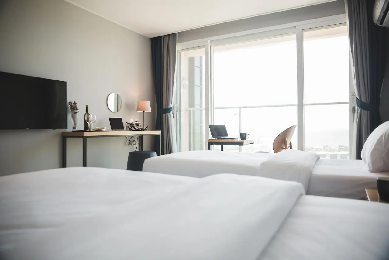 Sallys Jeju Hotel